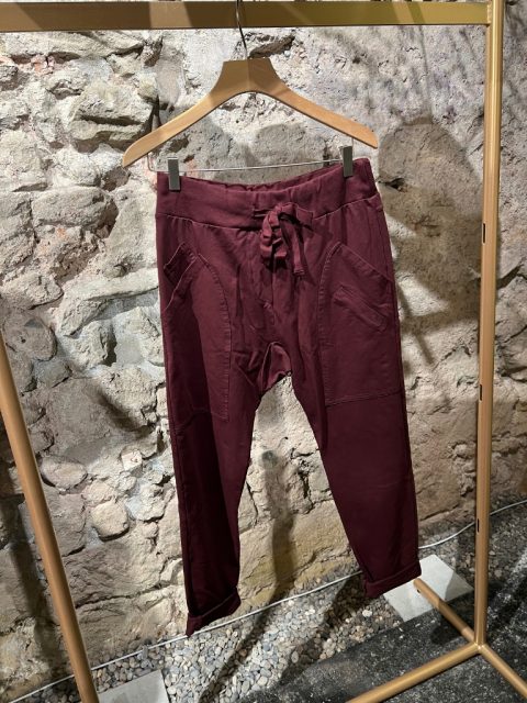 Hosen - Frederikke Baggy, Wine - L