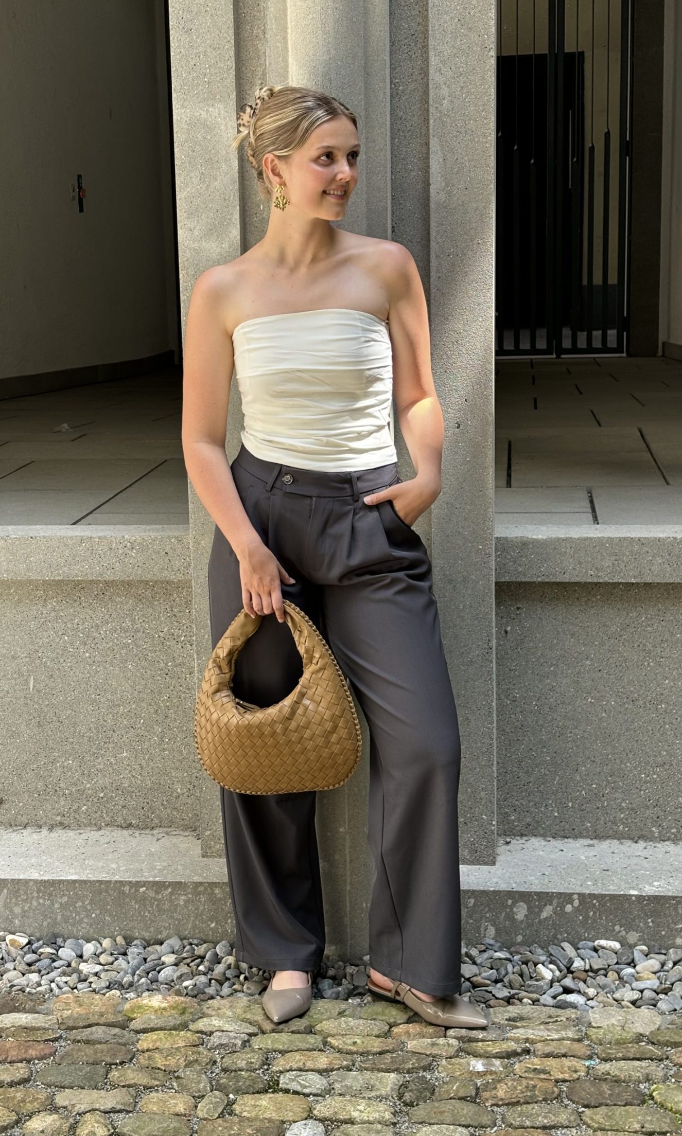 Summer Style in Soft Beige