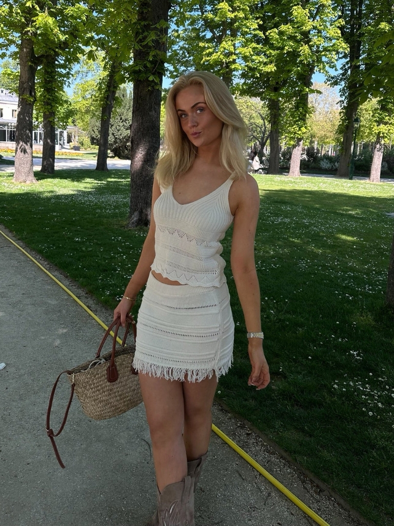 Top - Jennifer Crochet Singlet, Beige