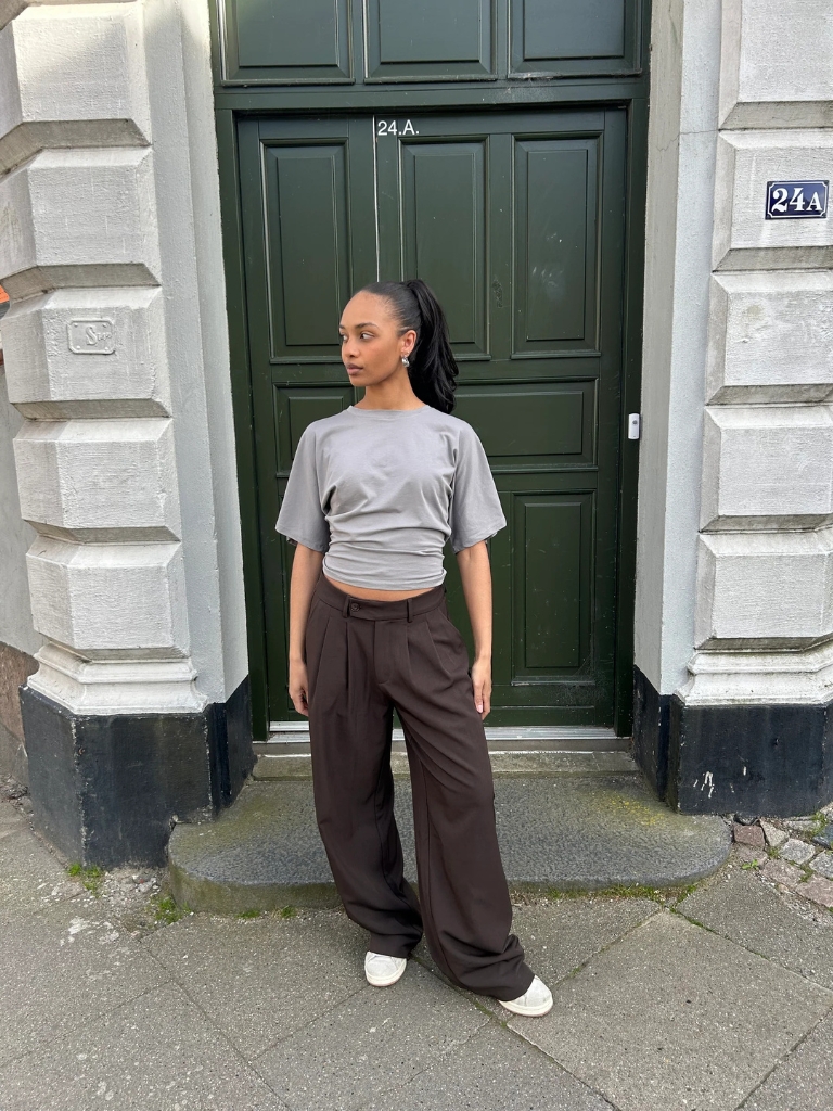 Shirt - Klara Waisted, Taupe