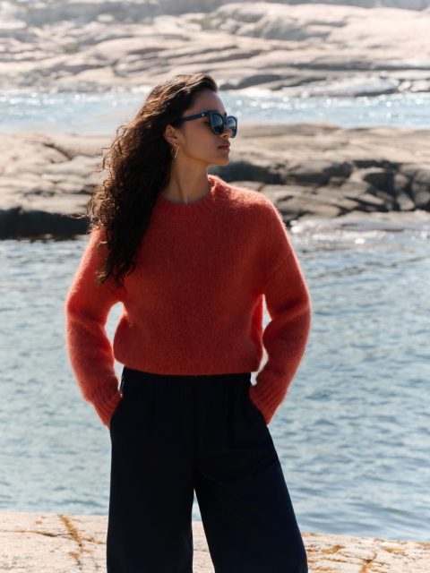 Alternative view of Pullover - Sonny, Chili Red