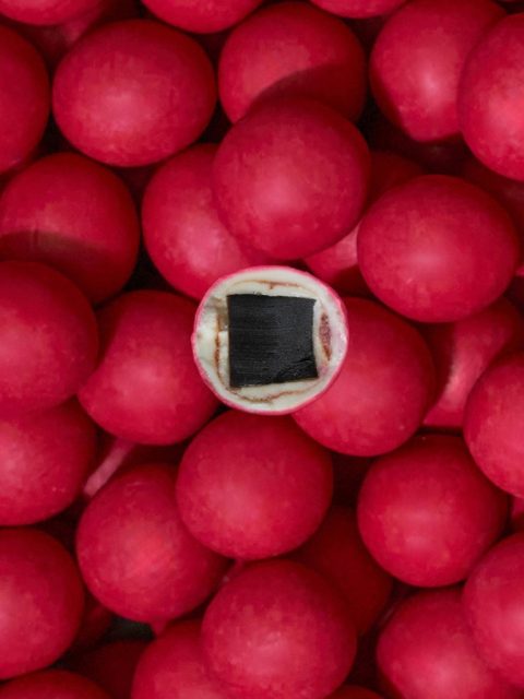 Alternative view of Lakritze - Small, Strawberries & Cream