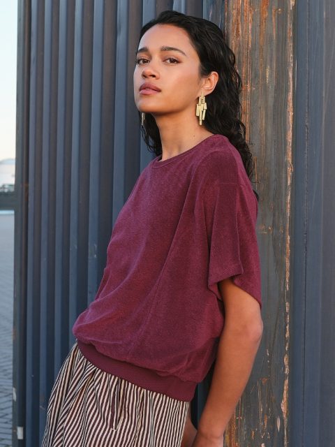 Top Nuki Slub in Burgundy Crush color from by-bar