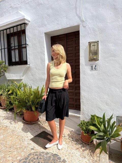 Alternative view of Top - Stinna V-Neck, Pale Green