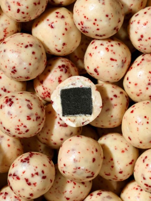 Alternative view of Lakritze - Small, Cherry Sour